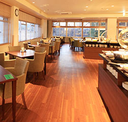 ダイニング3サムネイル