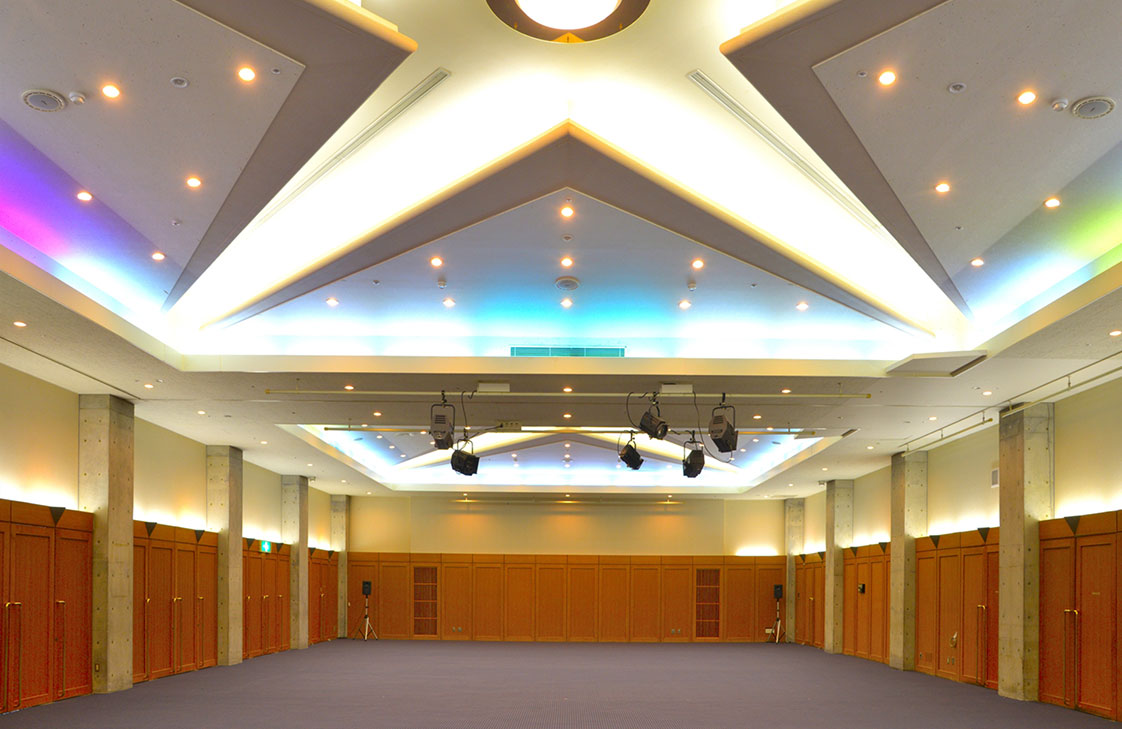 コンベンションホール「虹」