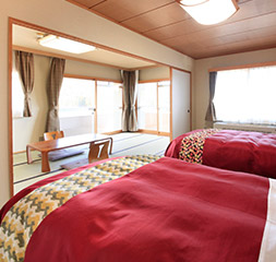 和室8.5帖+2シモンズベッドk1サムネイル