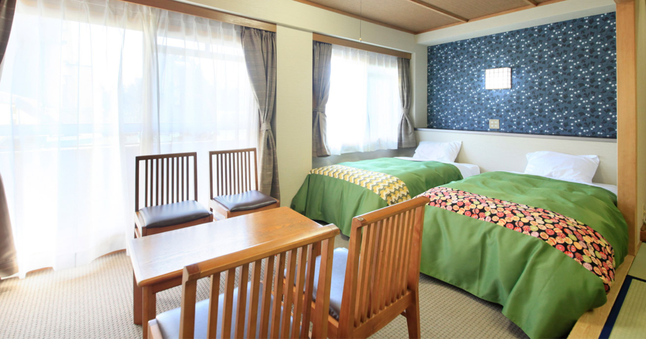 和室10帖+2シモンズベッドg2