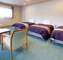 洋室シモンズベッドルームH1サムネイル